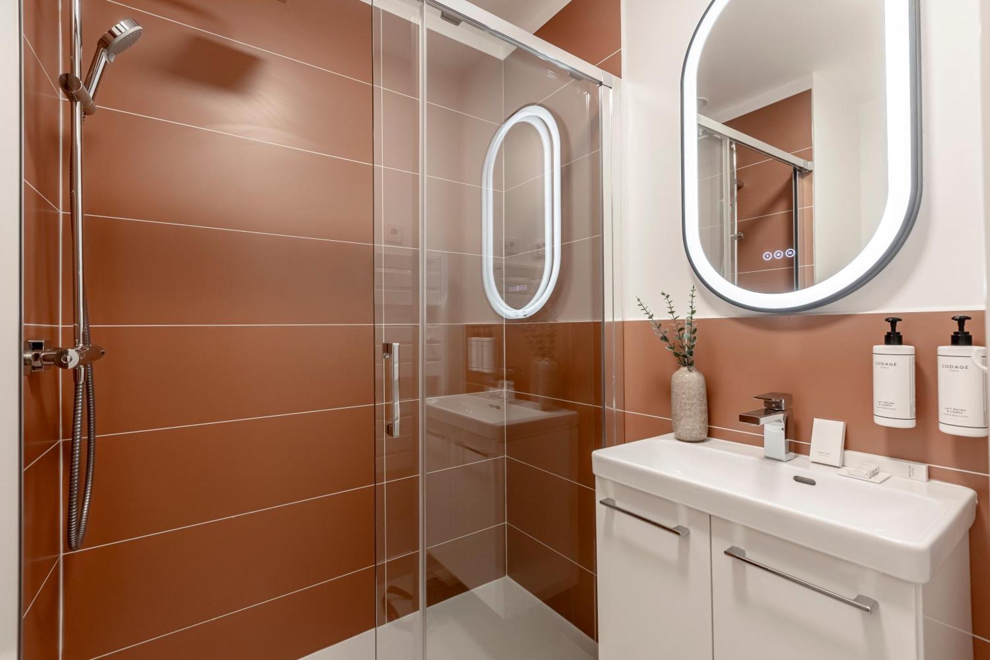 Family Suite - (without elevator),1607630229:JPEG